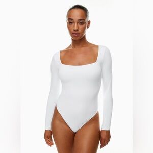 New Aritzia Babaton contour square neck long sleeve bodysuit Gray Size Large
